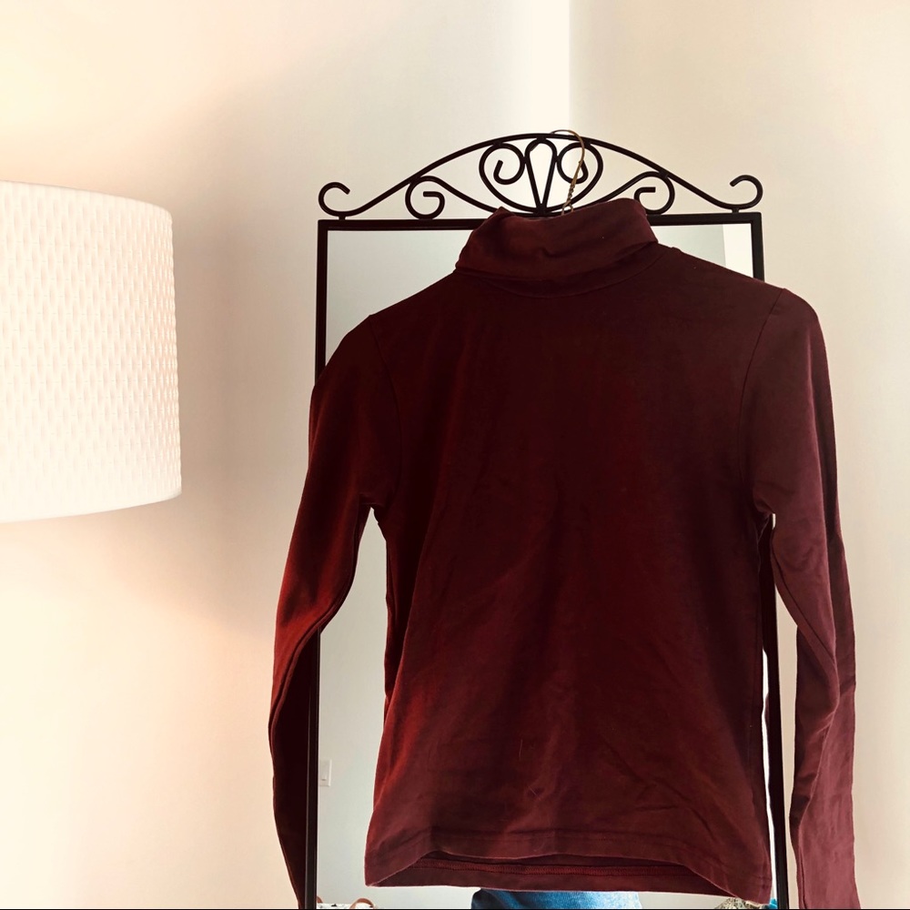 American apparel maroon turtle neck top